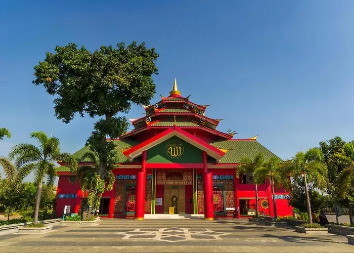 OYO 168 K-15 Residence Near RSU Siloam Hospital Surabaya Kota Surabaya